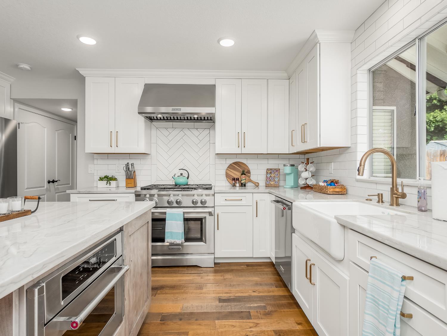 9560 N Barton Ave, Fresno, CA 93720