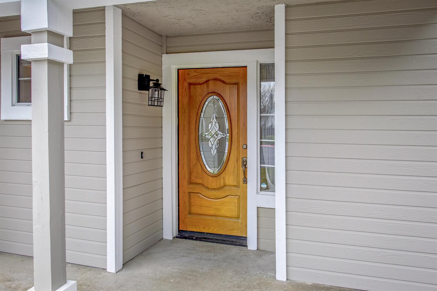 10752 N Windham Bay Cir, Fresno, CA 93730