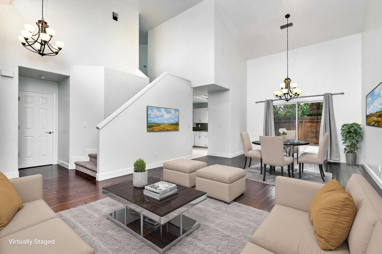 10752 N Windham Bay Cir, Fresno, CA 93730