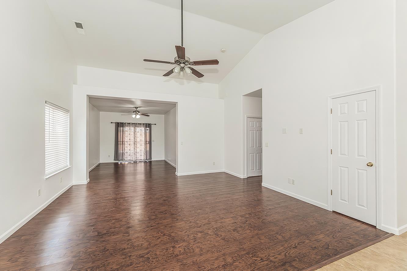 3770 W Princeton Ave, Fresno, CA 93722