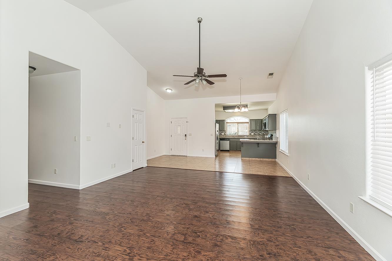 3770 W Princeton Ave, Fresno, CA 93722