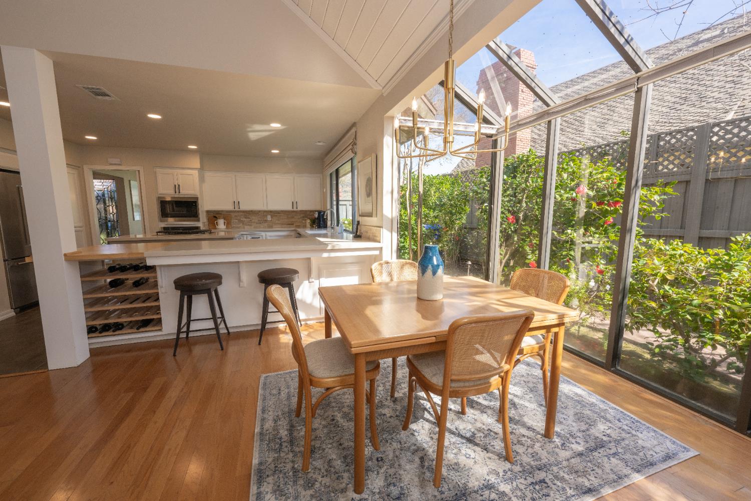 2555 W Bluff Ave #143, Fresno, CA 93711