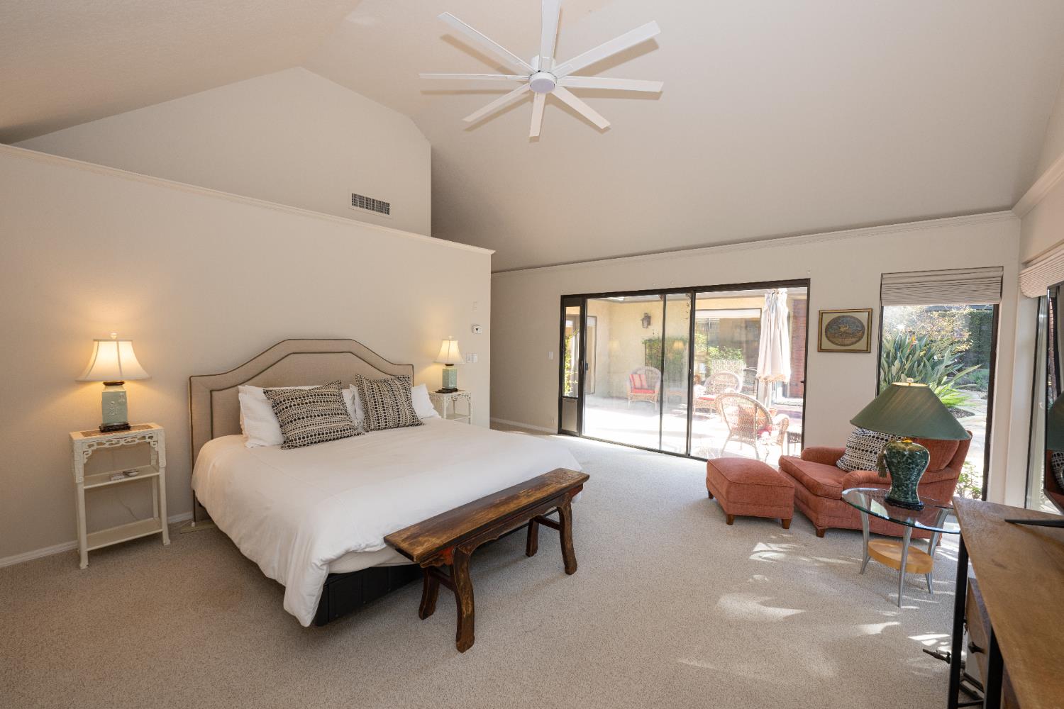 2555 W Bluff Ave #143, Fresno, CA 93711