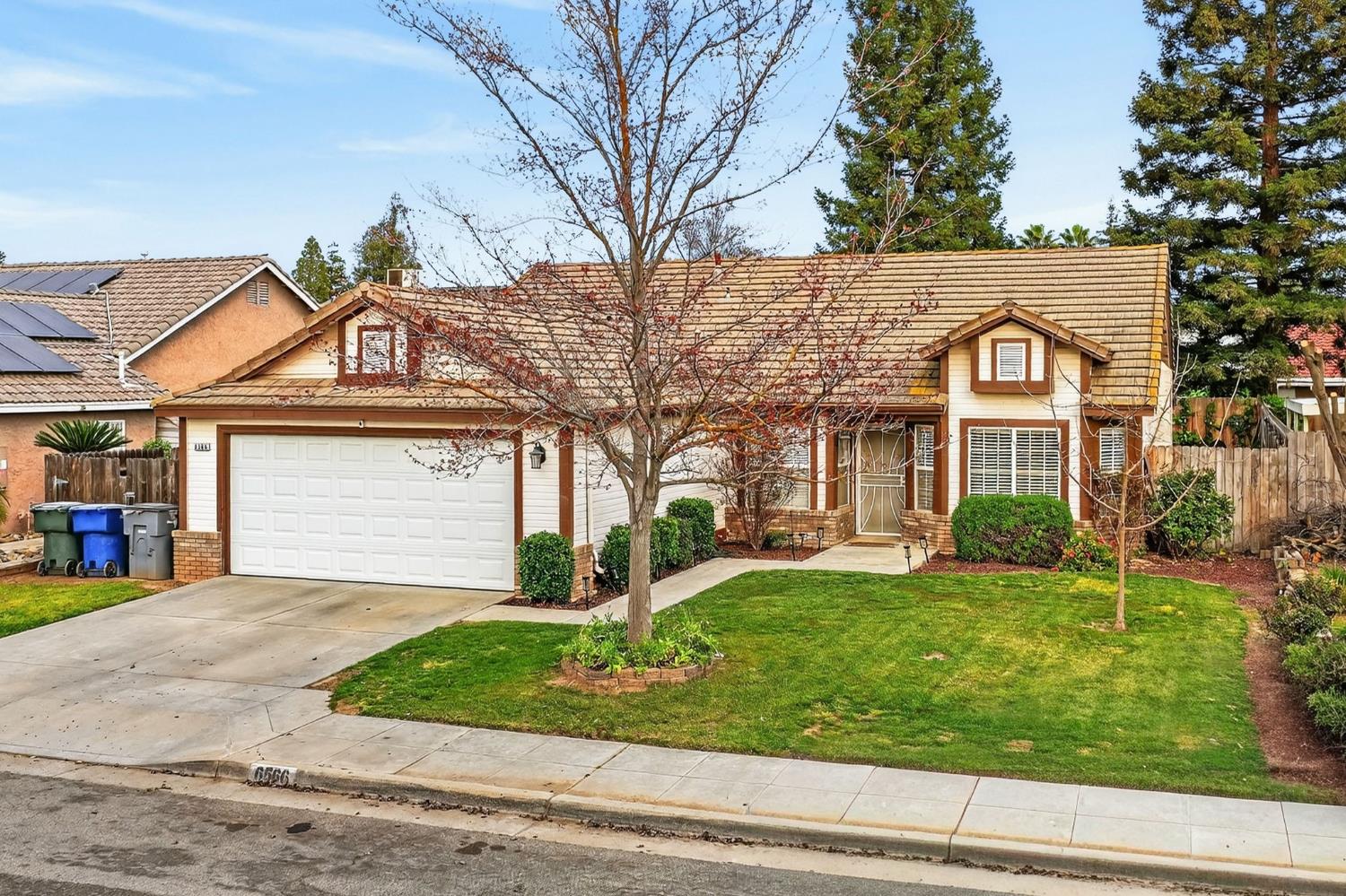 6566 N Western Ave, Fresno, CA 93722