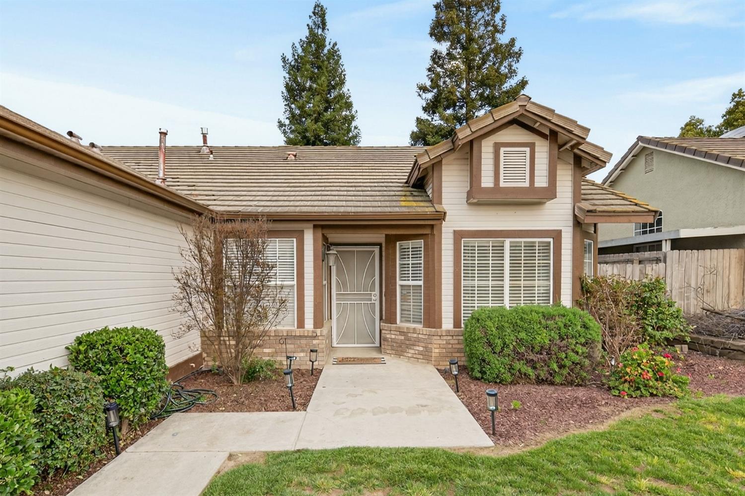 6566 N Western Ave, Fresno, CA 93722