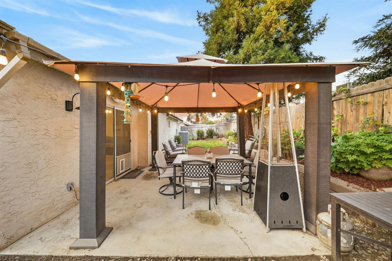 6566 N Western Ave, Fresno, CA 93722