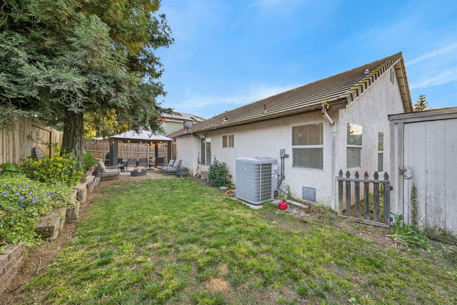 6566 N Western Ave, Fresno, CA 93722