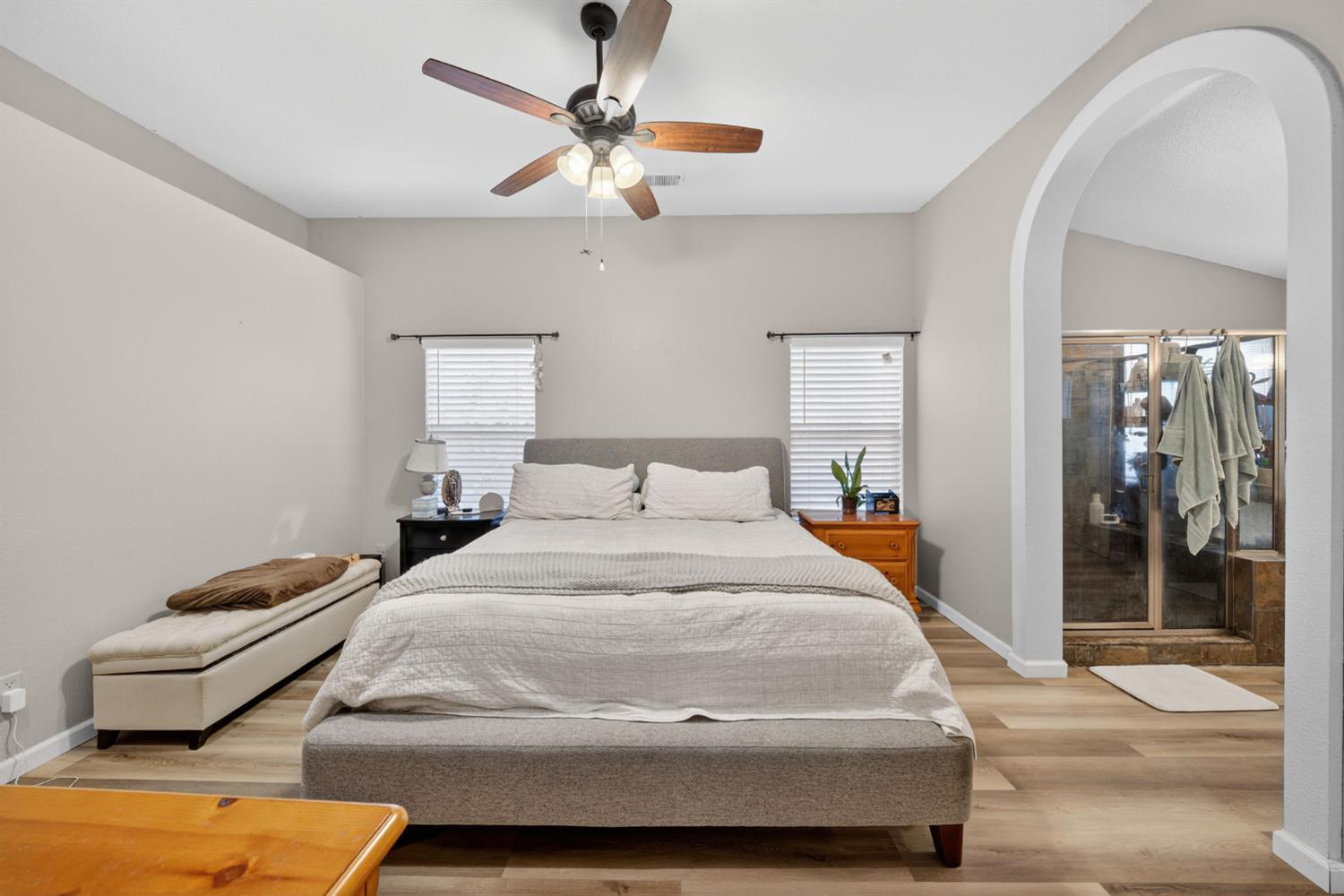 6566 N Western Ave, Fresno, CA 93722