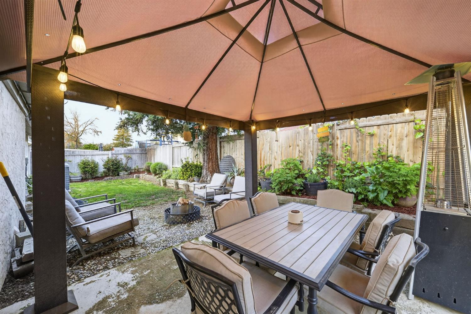 6566 N Western Ave, Fresno, CA 93722