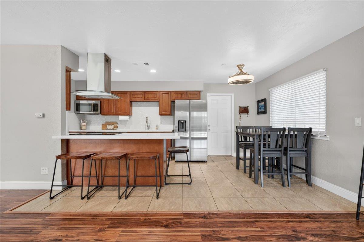 159 W Omaha Ave, Fresno, CA 93711