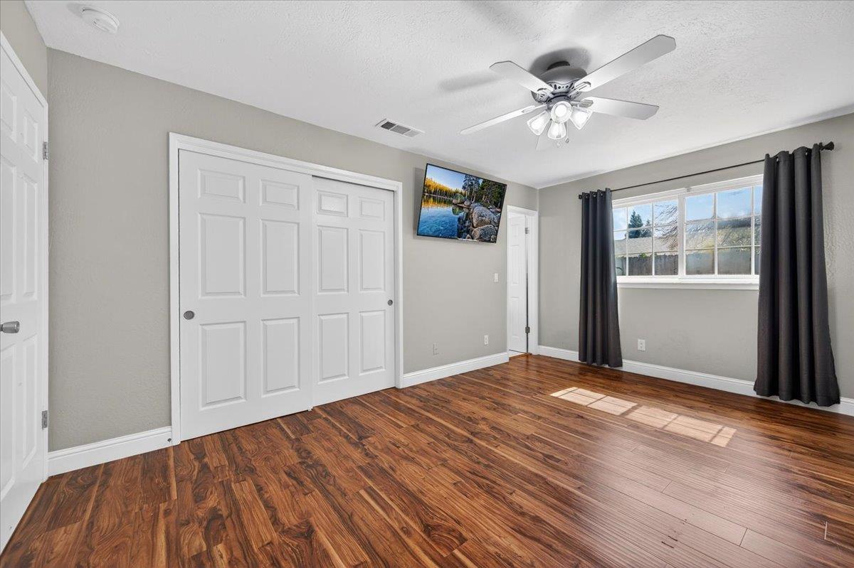 159 W Omaha Ave, Fresno, CA 93711