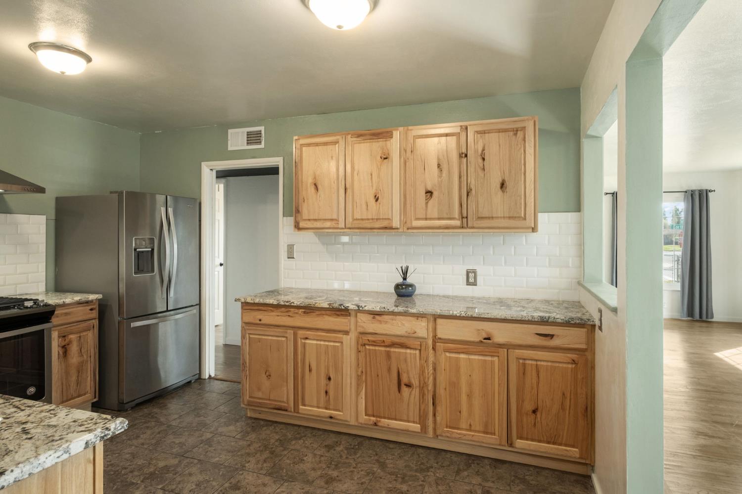 3905 E Cortland Ave, Fresno, CA 93726