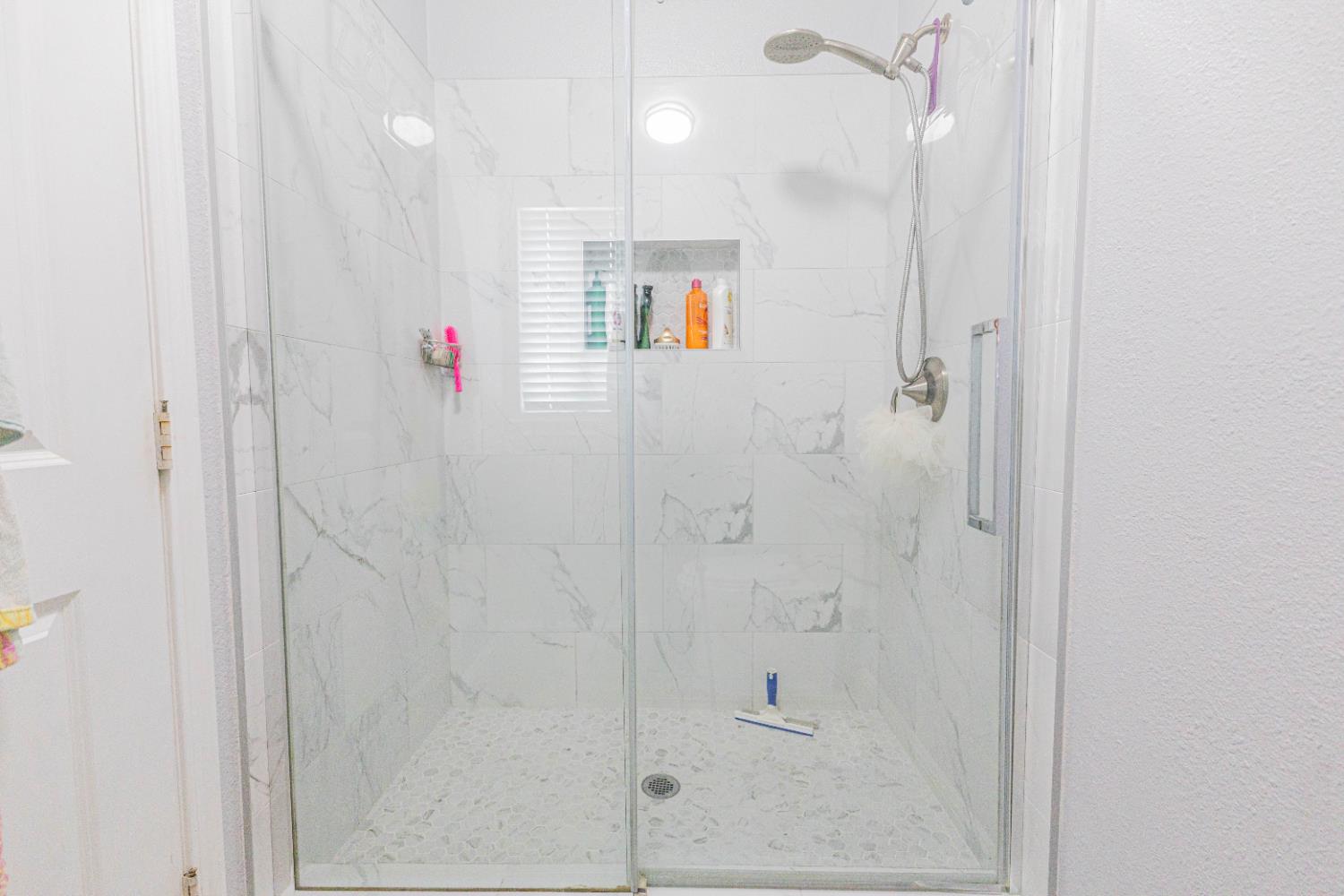 3806 N Cleo, Fresno, CA 93722