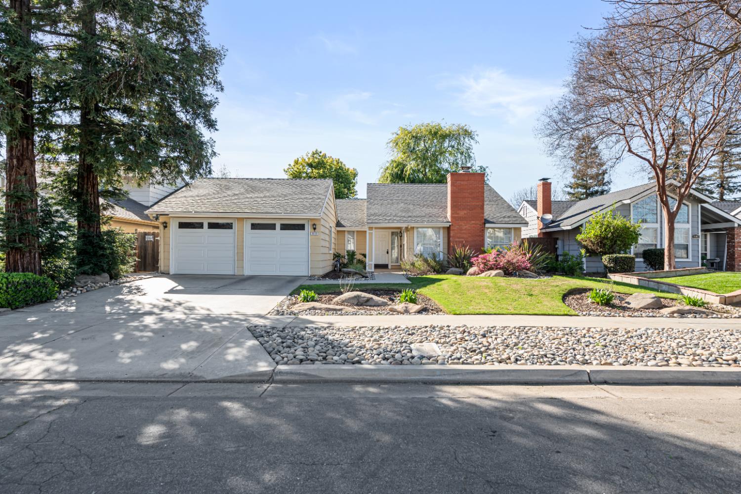 8099 N Orchard St, Fresno, CA 93720