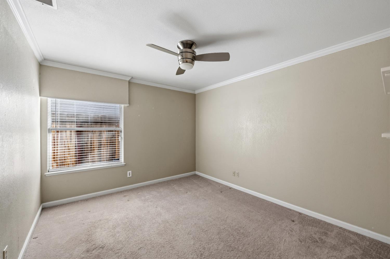 8099 N Orchard St, Fresno, CA 93720