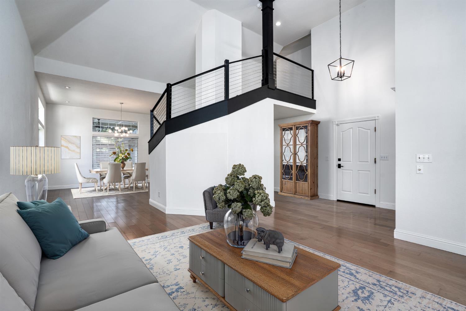 2727 W Bluff Ave #125, Fresno, CA 93711