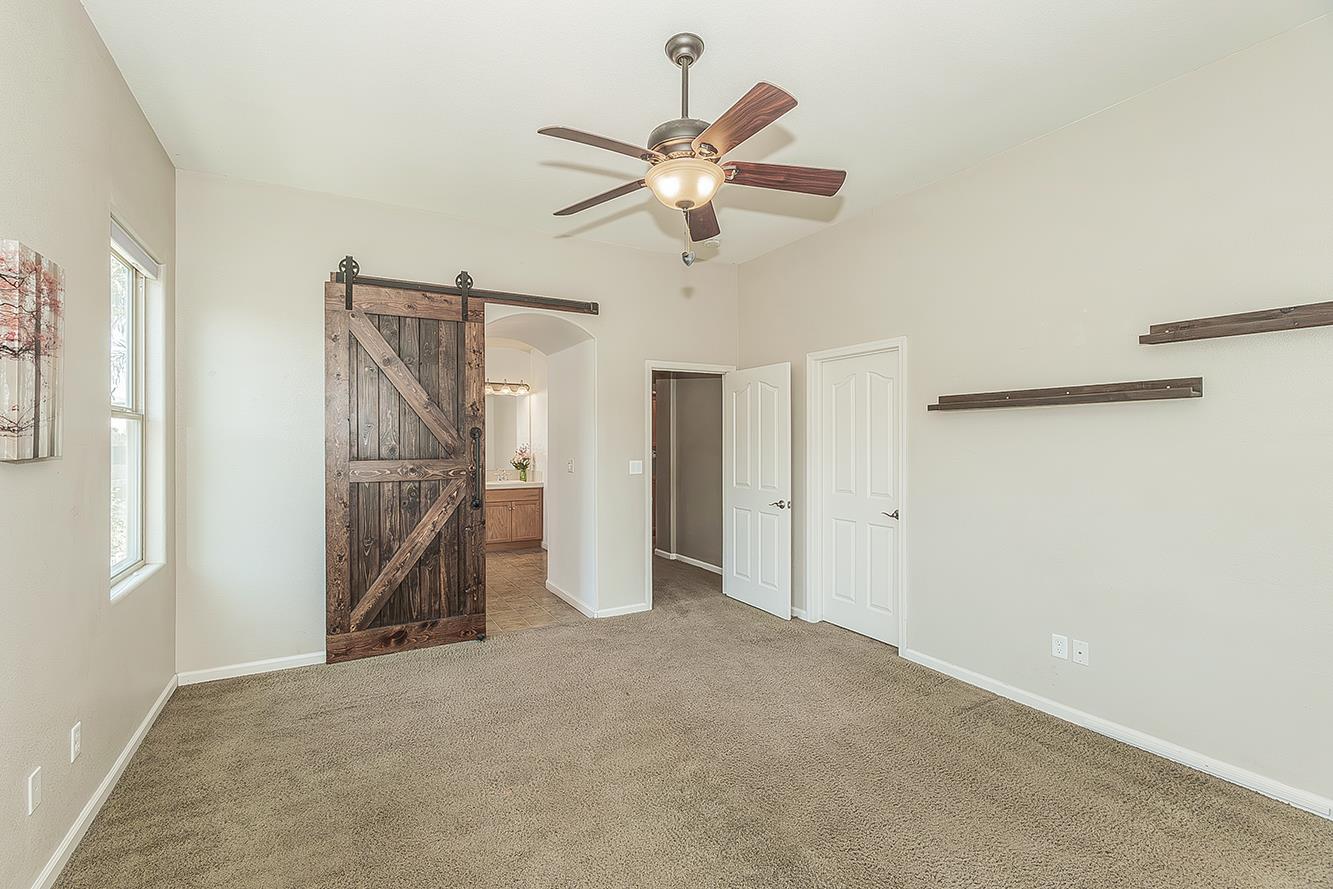 7357 E Redlands Ave, Fresno, CA 93737