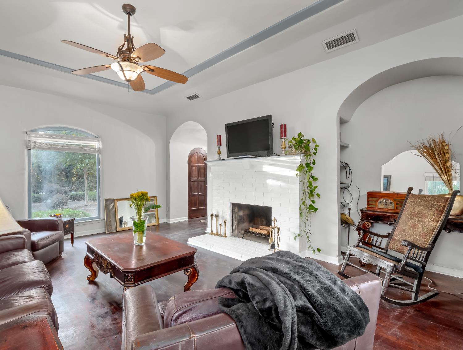 4012 N Wishon Ave, Fresno, CA 93704