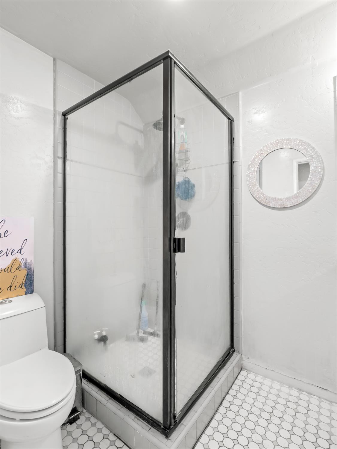 4012 N Wishon Ave, Fresno, CA 93704