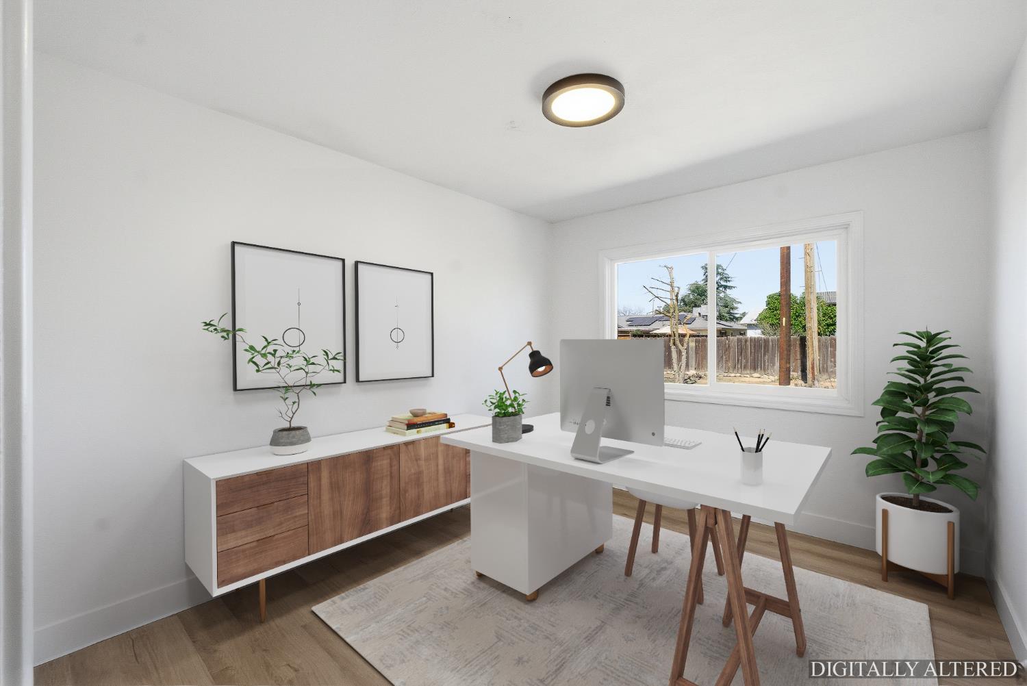 3915 E Holland Ave, Fresno, CA 93726