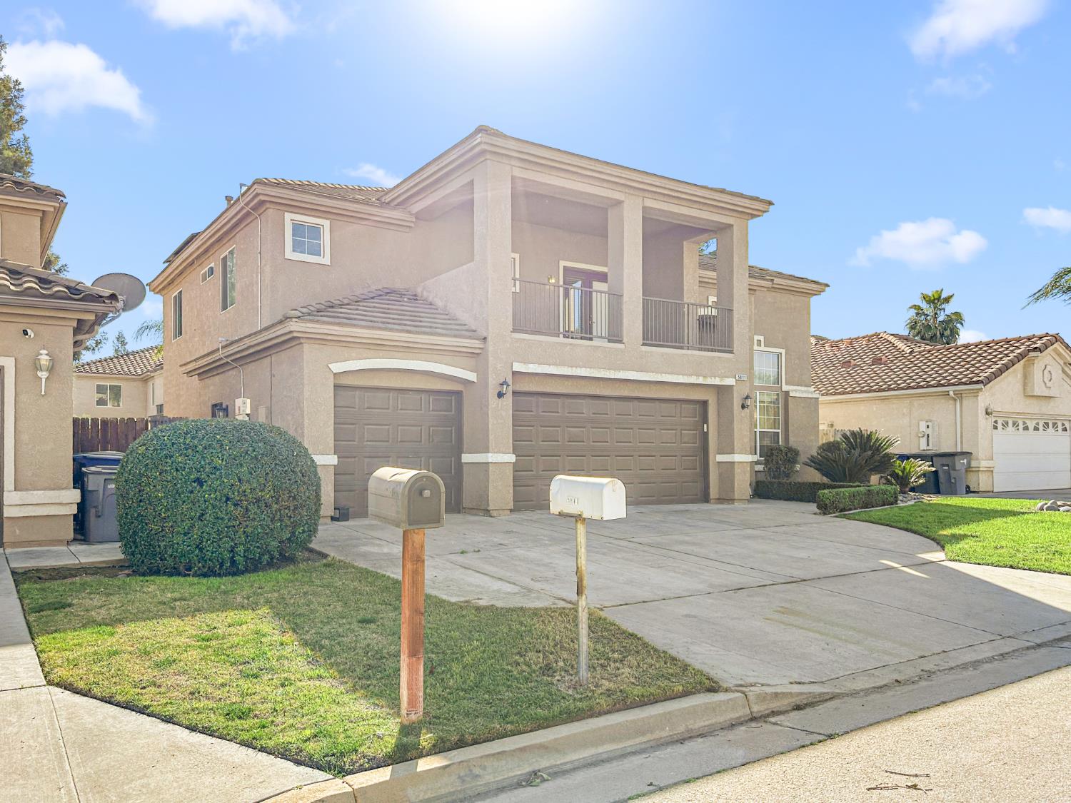 5811 W Cromwell Ave, Fresno, CA 93722