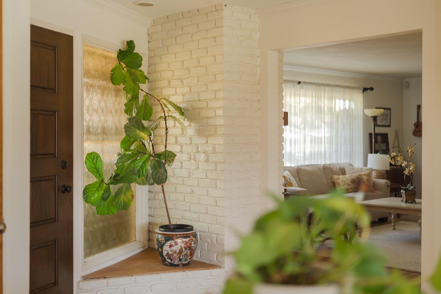 1509 W San Madele Ave, Fresno, CA 93711