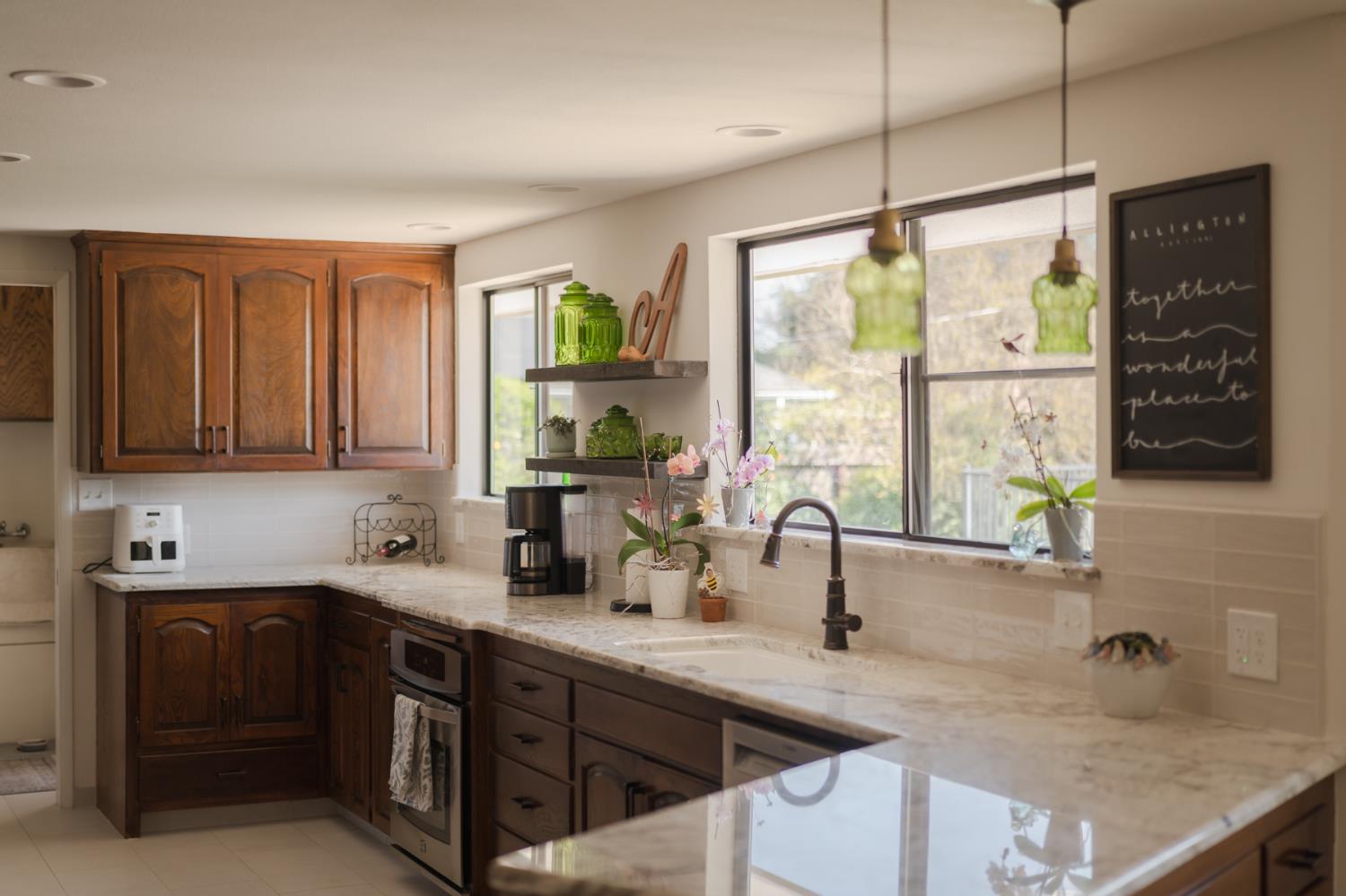 1509 W San Madele Ave, Fresno, CA 93711