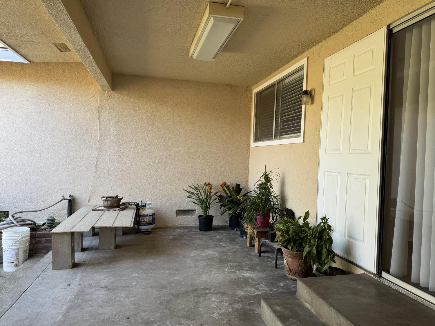 6620 N Sierra Vista Ave, Fresno, CA 93710