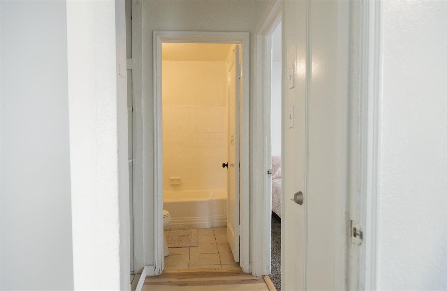 2428 S Poppy Ave, Fresno, CA 93706