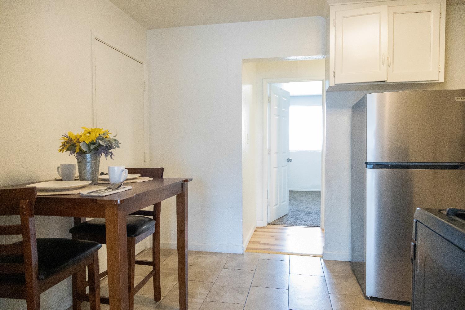 2428 S Poppy Ave, Fresno, CA 93706