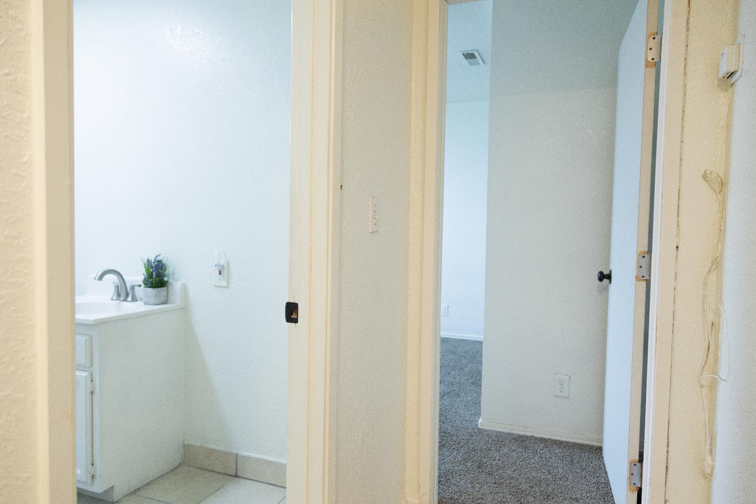 2428 S Poppy Ave, Fresno, CA 93706