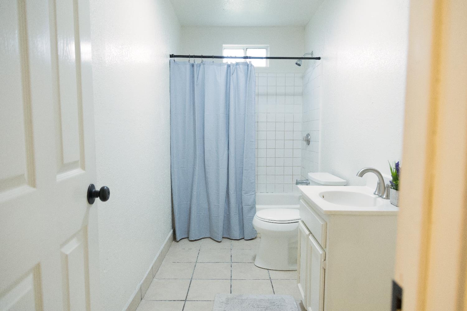 2428 S Poppy Ave, Fresno, CA 93706