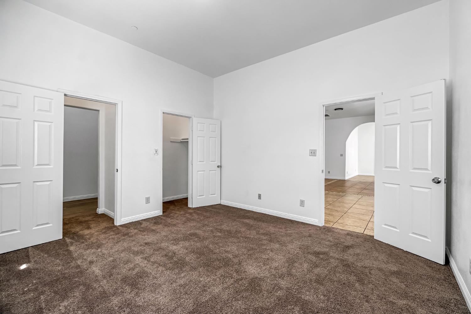 4863 N Doon Way, Fresno, CA 93726