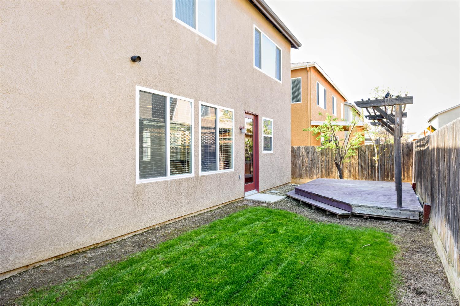 7464 E Robinson Ave, Fresno, CA 93737