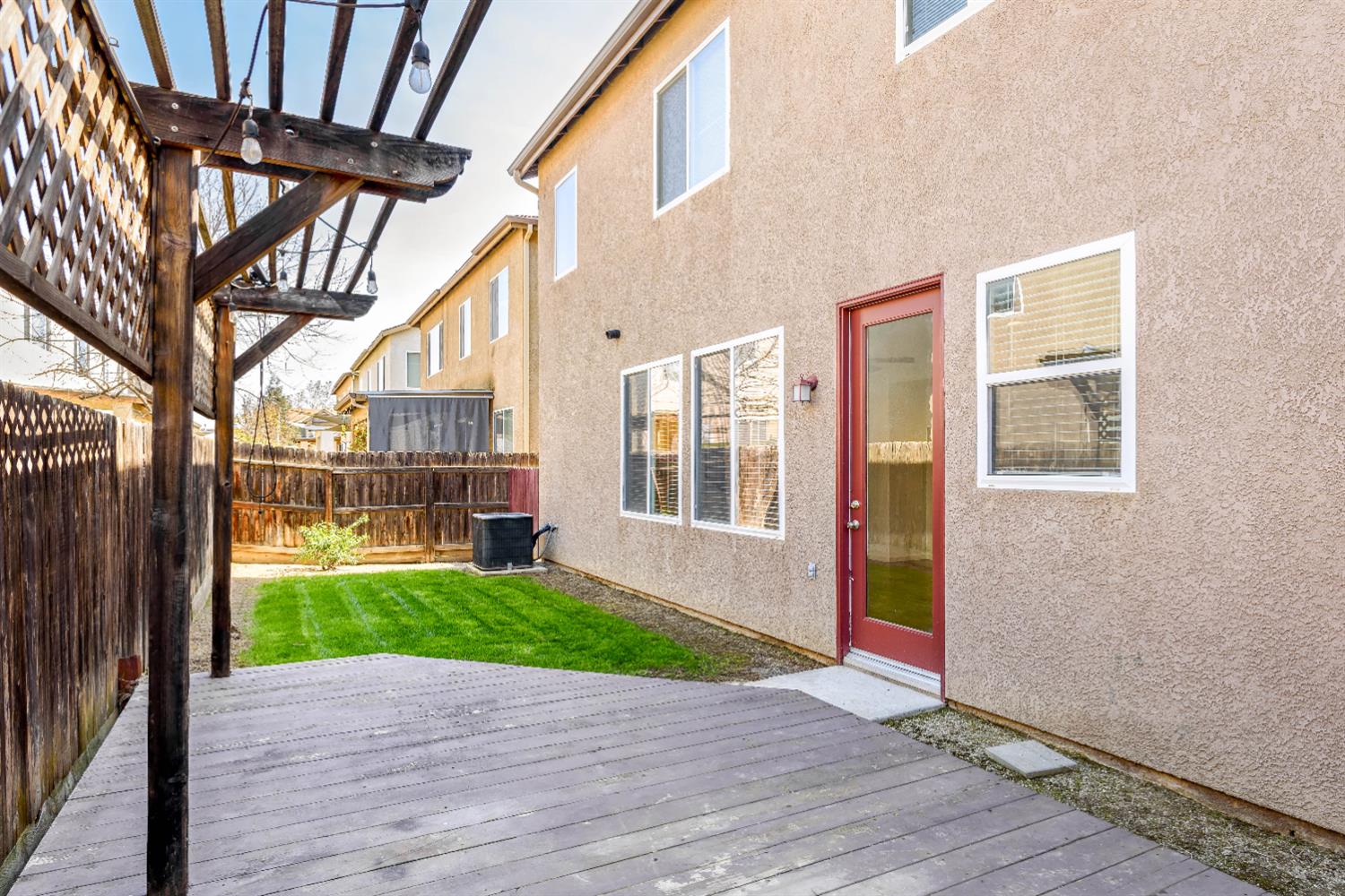 7464 E Robinson Ave, Fresno, CA 93737