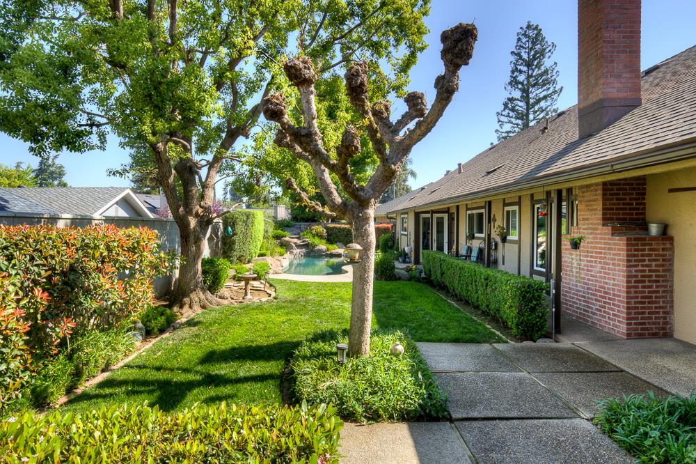 3250 W Fremont Ave, Fresno, CA 93711