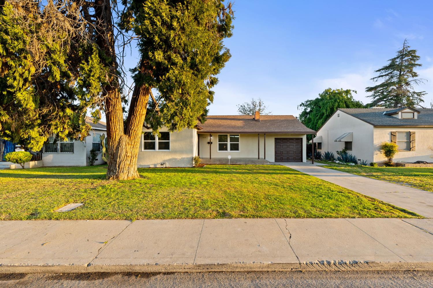 1115 E Cornell Ave, Fresno, CA 93704