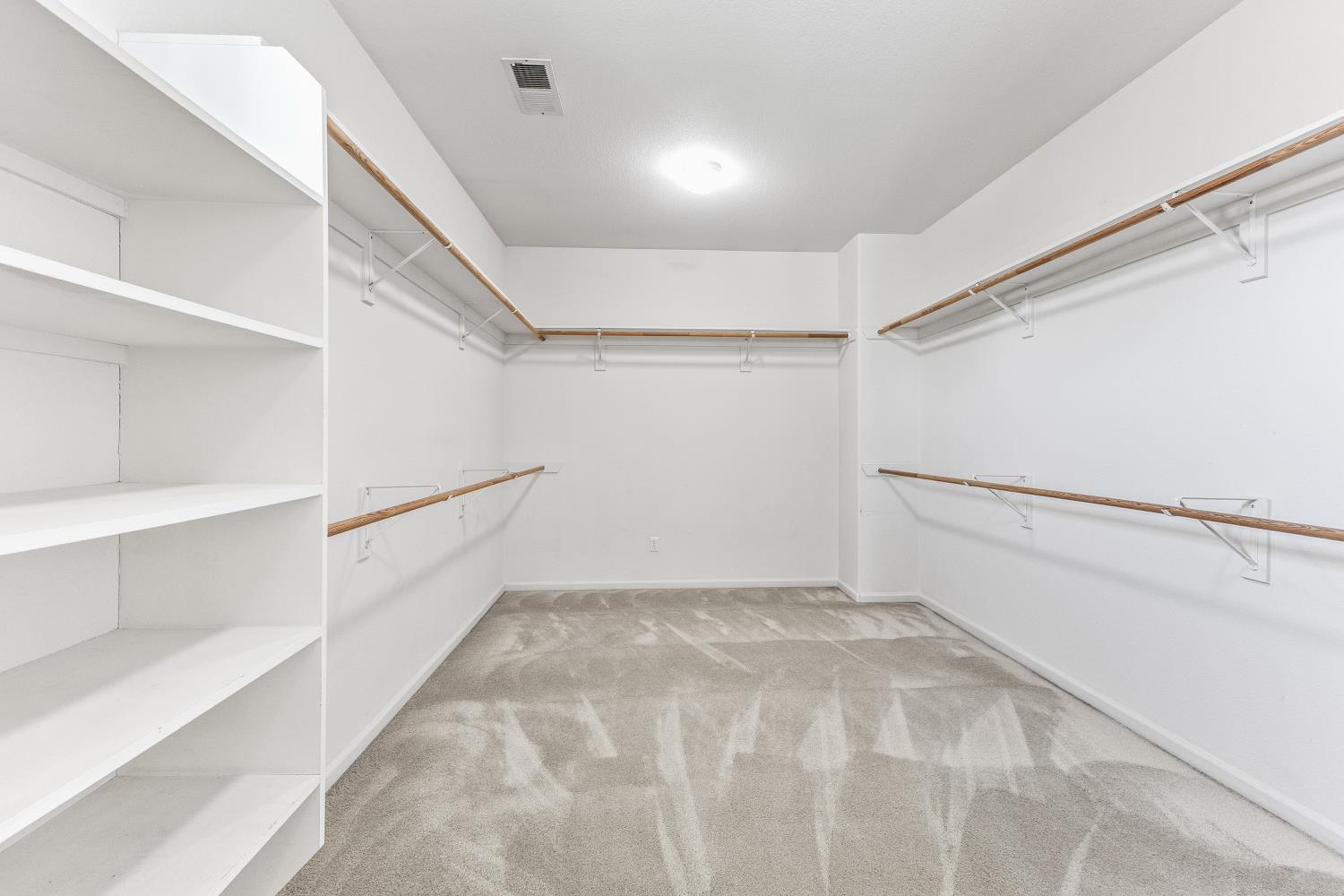 2719 E Spice Way, Fresno, CA 93720