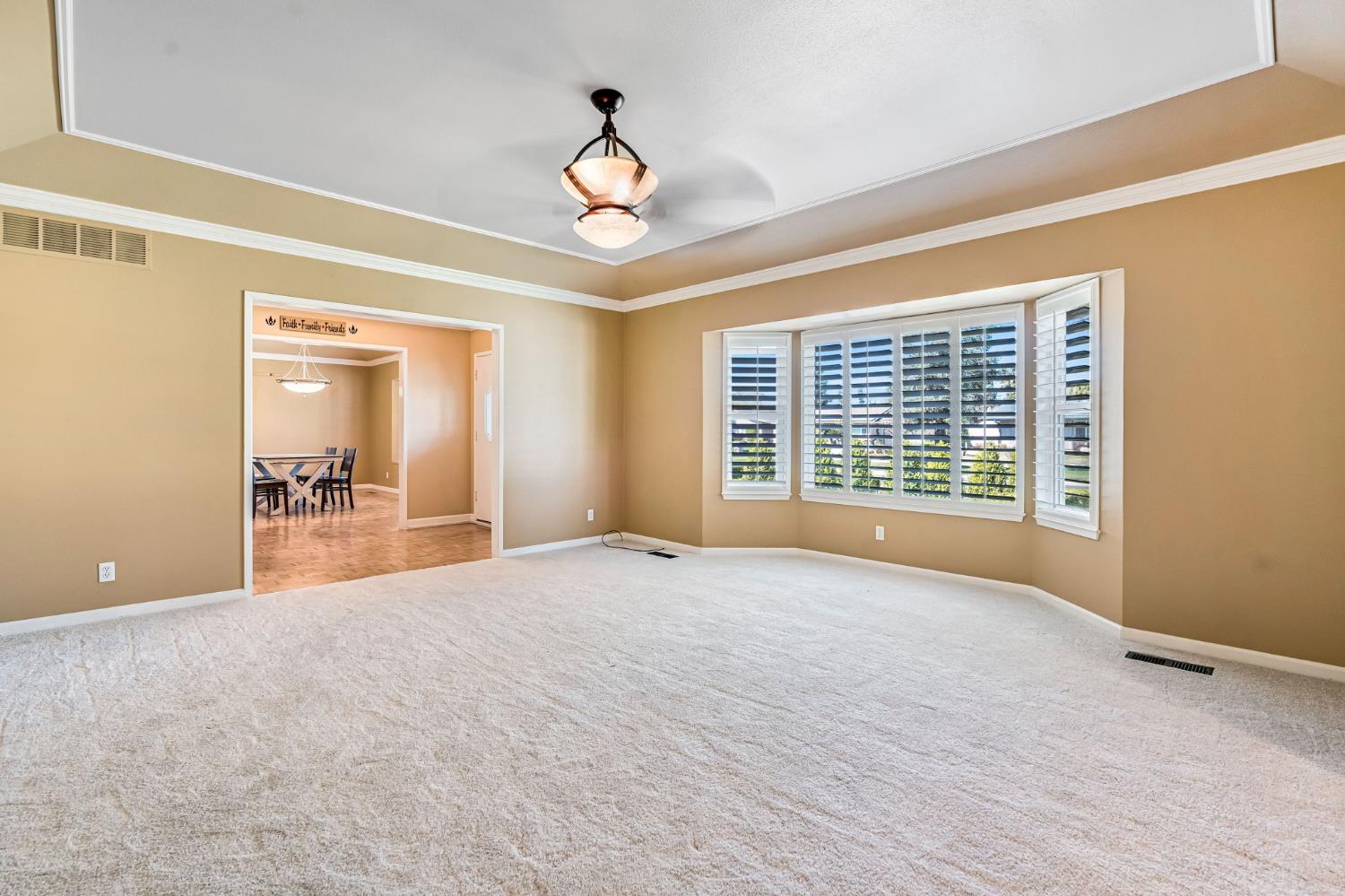 1411 W Sample Ave, Fresno, CA 93711