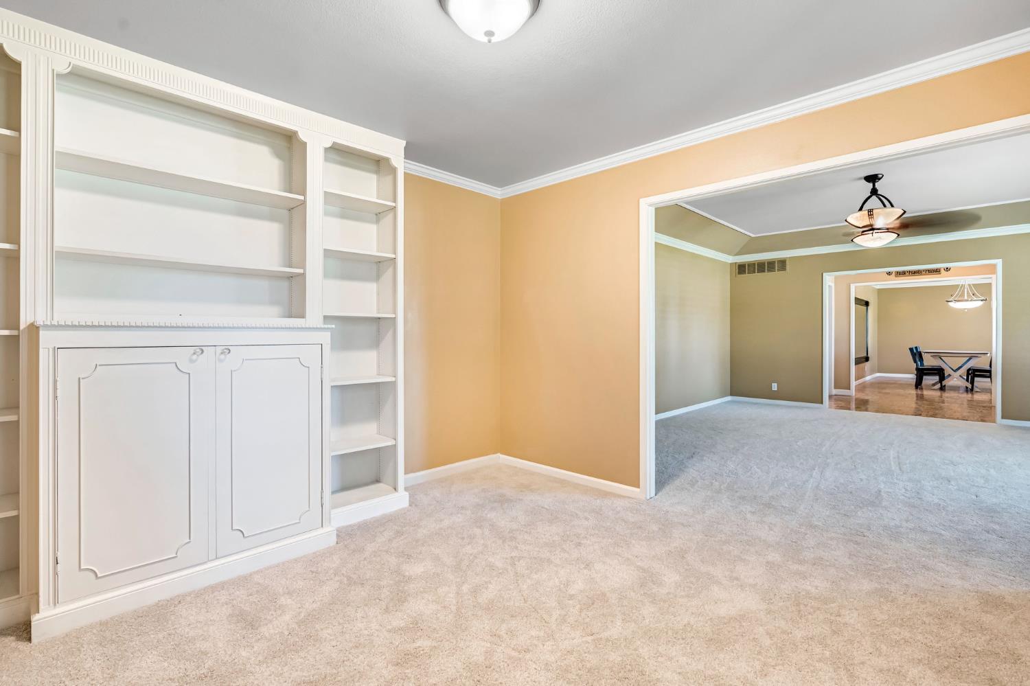 1411 W Sample Ave, Fresno, CA 93711