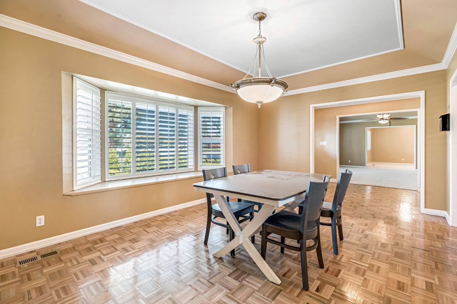 1411 W Sample Ave, Fresno, CA 93711