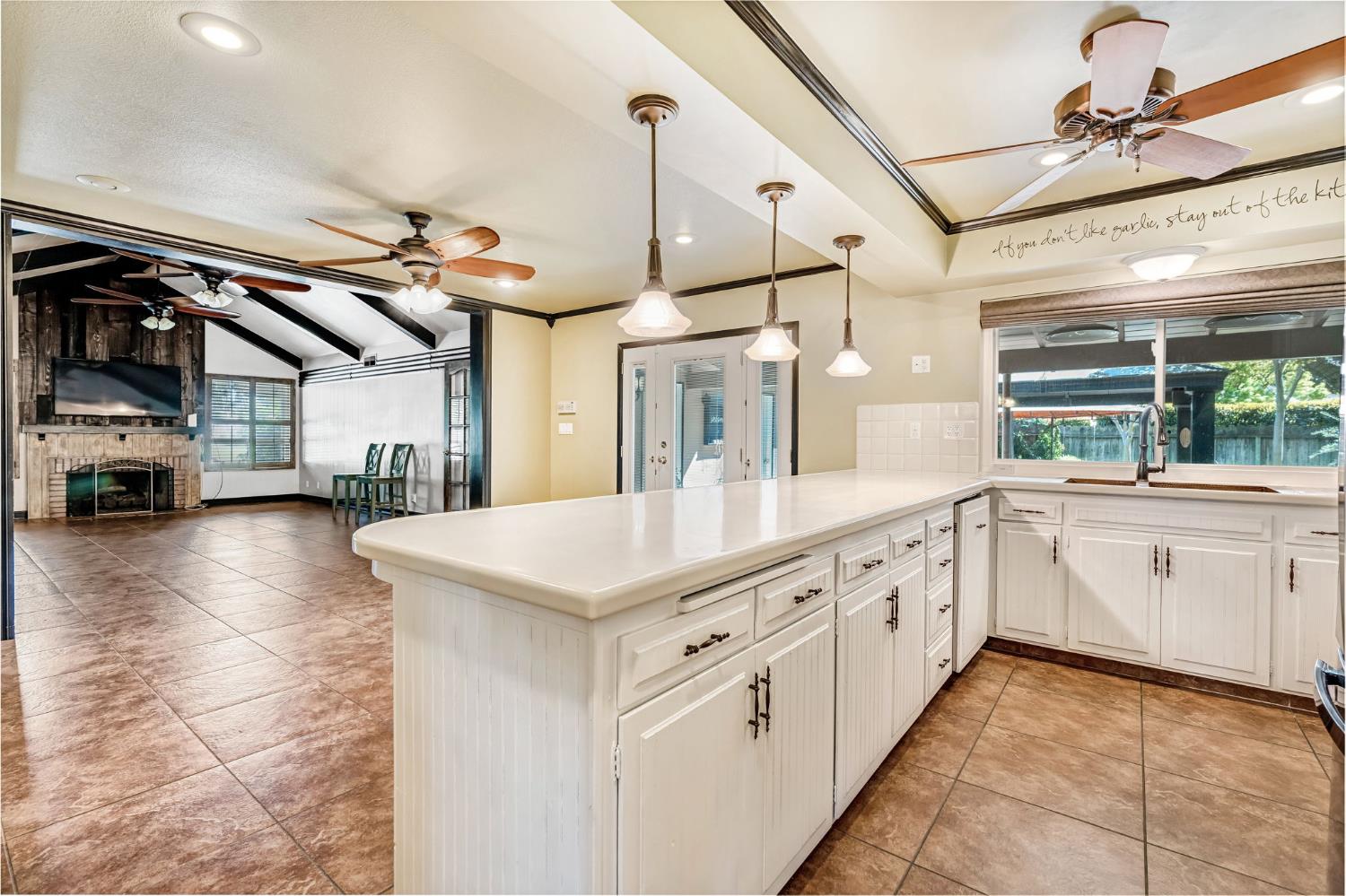 1411 W Sample Ave, Fresno, CA 93711