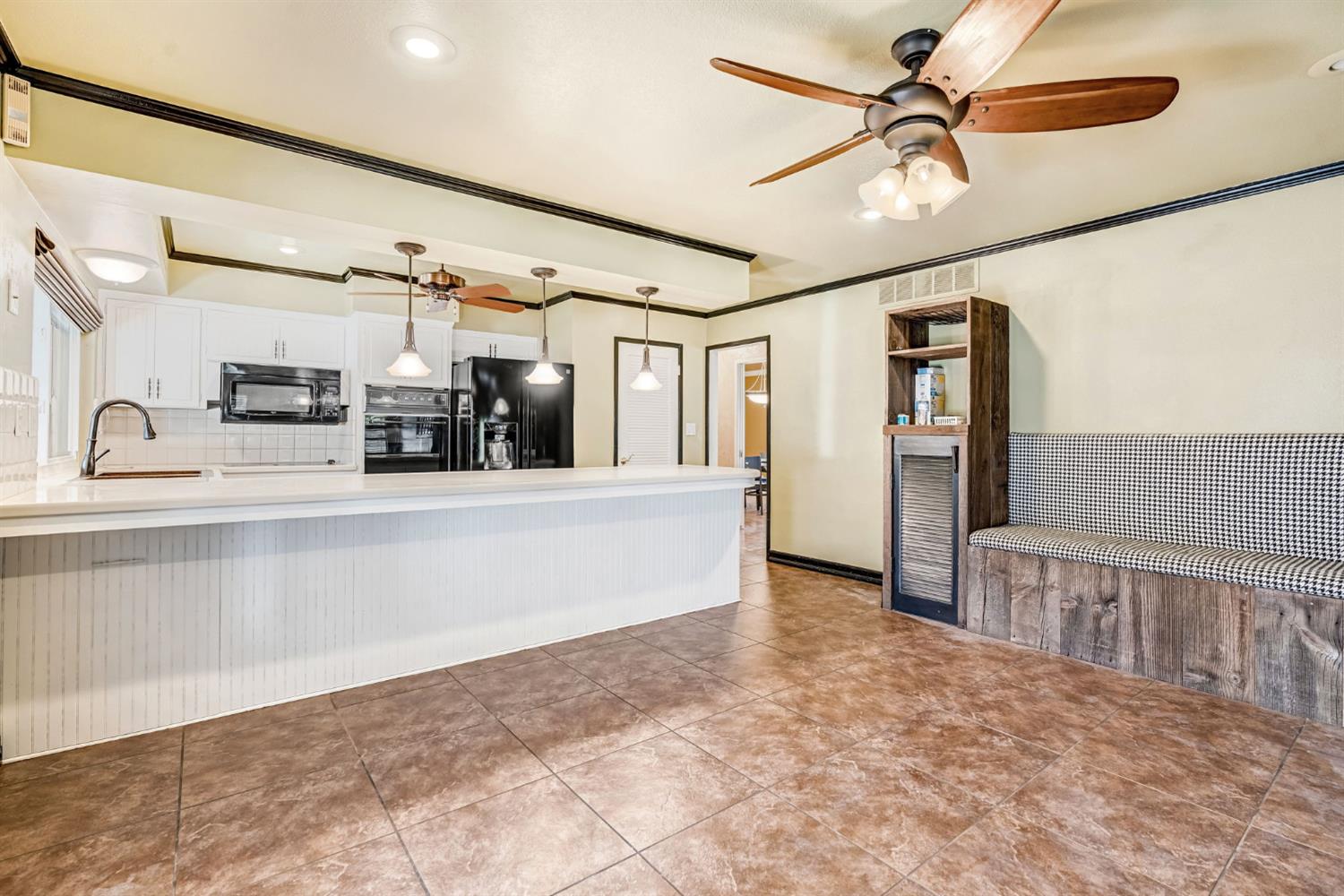 1411 W Sample Ave, Fresno, CA 93711