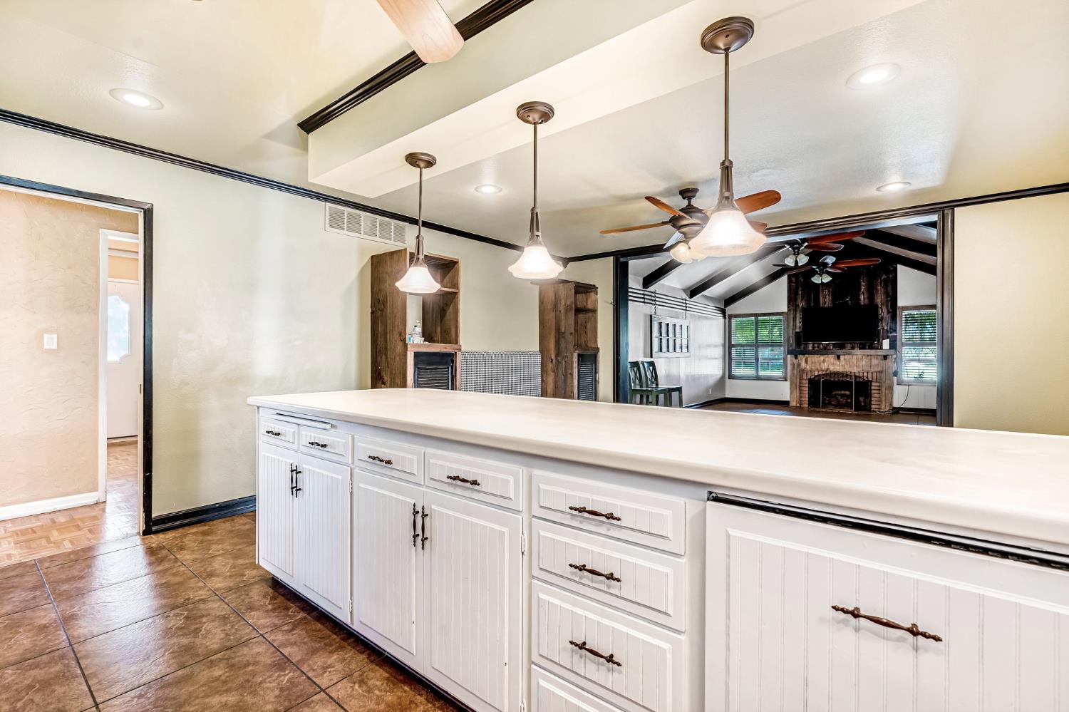 1411 W Sample Ave, Fresno, CA 93711