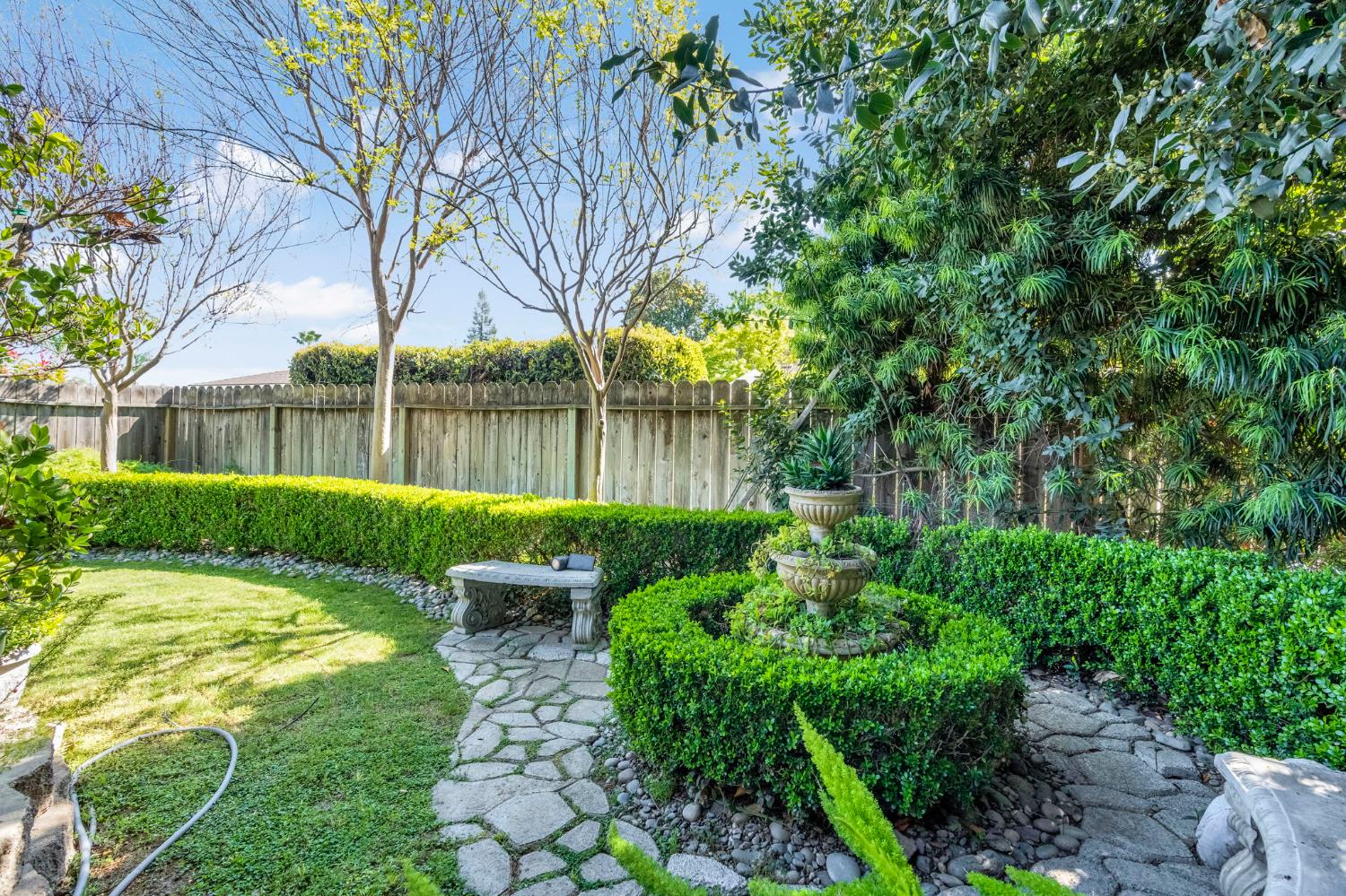 1411 W Sample Ave, Fresno, CA 93711