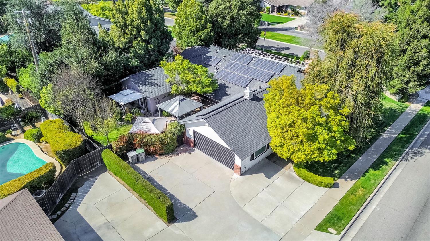 1411 W Sample Ave, Fresno, CA 93711