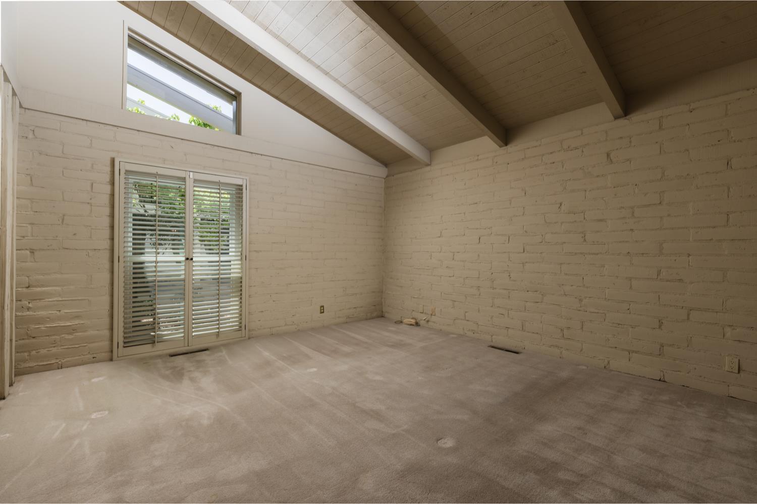 2331 W Celeste Ave, Fresno, CA 93711