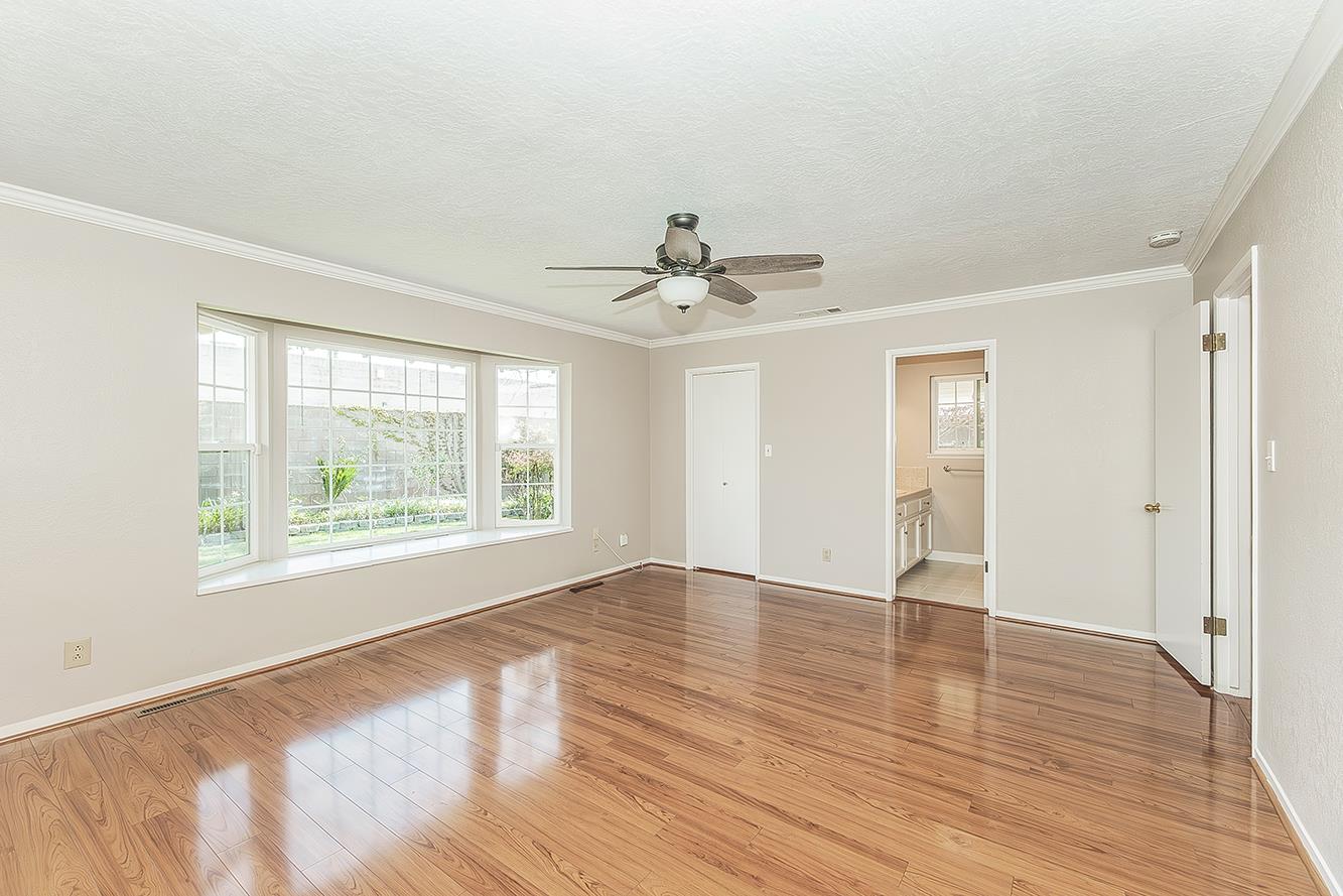 6740 N Harrison Ave, Fresno, CA 93711