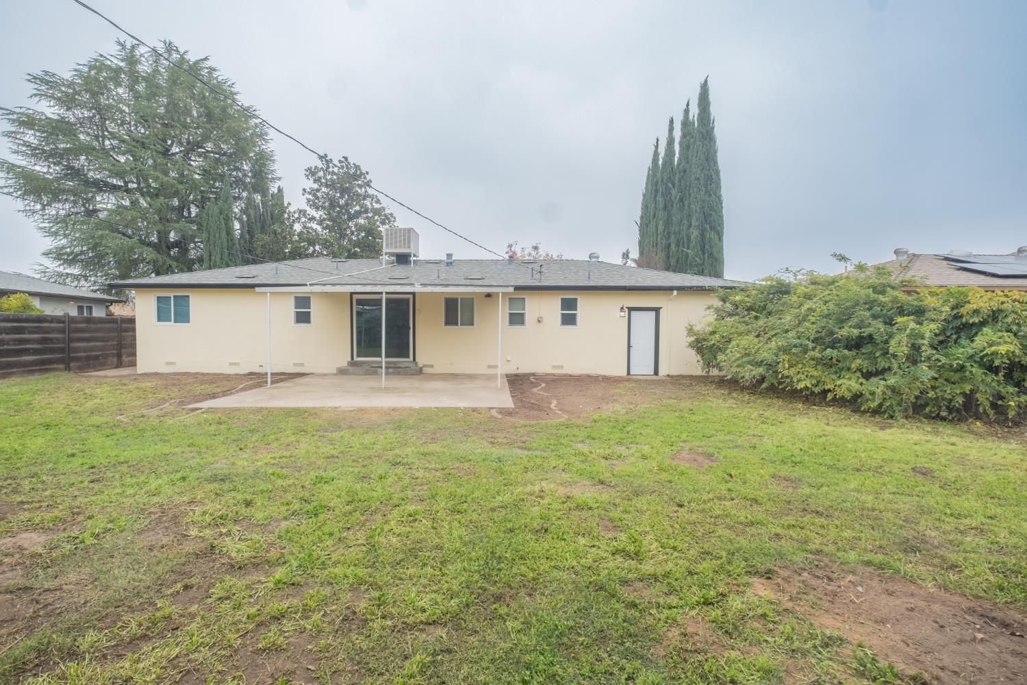 4065 N Eddy Ave, Fresno, CA 93727