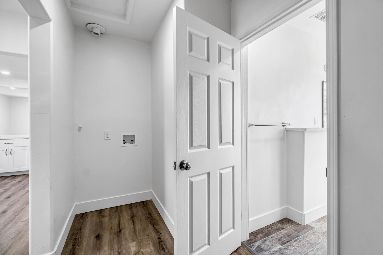 2559 E Clay Ave, Fresno, CA 93701